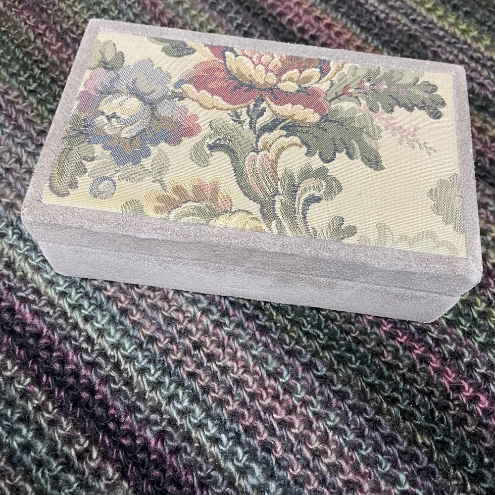 Floral Tapestry Jewelry Box